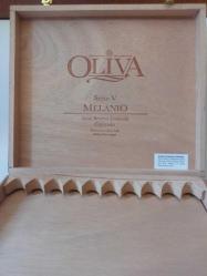 OLIVA SERIE MELANIO / REPUBLICA NIKARAGUA - ESKİ AHŞAP SİGARA KUTUSU...