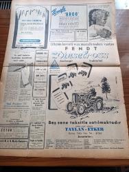 Yeni İstanbul Gazetesi - 10 Ekim 1952 - Mısır'daki Gelişmeler Kral Faruk Aleyhine 15 Dava Açıldı - İsmet İnönü Dün İstanbul'a Geldi - Antidemokratik Kanunlar - Sarıyer Cinayetinin Esrarı - Yugoslavya Bir Bulgar Diplomatını Reddetti - Denizlerin Efesi Gazi Umur Paşa Yazan Tevfik İnci Yazı Dizisi - Bakırköy'den Firuz Köyüne Gidecek 3,5 Kilometrelik Yolun Açılış Töreni - Amerika'da Seçimler 4 Kasım'da Yapılıyor - Türkiye 6 Tepkili Uçak Geliyor - Türkiye İngiltere Arasında Vizesiz Seyahat - İngiltere'de Kraliçe Elizabeth'ib Taç Giyme Törenine Hazırlık - Et ve Balık Kurumu Kuruldu - Yarıda Kalan Maçlar - Milletlerarası Artistler Kongresi Münasebetiyle - Kral Faruk'un Çıplağa Karşı Temayülü Büyüktü- Fendt Dieselross Traktörleri - Kienzle Argo Taksimetreleri - Yeni Parker 51 Dolmakalemi - Çapamarka