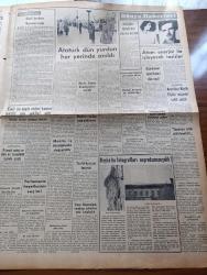 Yeni İstanbul Gazetesi - 11 Kasım 1952 - Atatürk'ün Ölüm Yıldönümünde Matemimizi Milletçe Yaşadık - Birleşmiş Milletler'de Vişinski'nin İthamları - Mareşal Tito'nun İngiltere Seyahati - Kore'de Atom Bombası Bile Kullanılmalıdır - İsrail Alman Anlaşmasında Araplar Ağır Basıyor - Faruk Nafiz Çamlıbel'in Atatürk'ün Hatırası İçin Yazdığı Büyük Yolcu Siiri- Büyük Kardeşim Atatürk Anlatan Makbule Atadan Yazı Dizisi - Denizlerin Efesi Gazi Umur Paşa Yazan Tevfik İnci Yazı Dizisi - Atatürk Dün Yurdun Her Yerinde Anıldı - Atom Enerjisi İle İşleyecek Tesisler - Japonya Artık Silahlanabilir - İran Şahlarından Mehmet Ali - Hikaye Baban Görmesin Yazan Mehmed Davaz - Radyolar - Krem Pertev