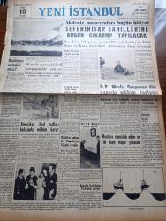 Yeni İstanbul Gazetesi - 12 Kasım 1952 - Akdeniz Manevraları Bugün Bitiyor - Kore'de Gene Şiddetli Çarpışmalar Oluyor - İsrail Cumhurbaşkanı Profesör Weizman'ın Vefatı Dolayısıyla Vali Fahrettin Kerim Gökay'ın Taziyesi - Ruslara Casusluk Eden Er İlhan Aysungur 10 Sene Hapis Yatacak - Demokrat Parti Grubunun Dün Yaptığı Mühim Toplantı - Büyük Kardeşim Atatürk Anlatan Makbule Atadan Yazı Dizisi - Denizlerin Efesi Gazi Umur Paşa Yazan Tevfik İnci Yazı Dizisi - Azınlık Okullarında Çalışan Öğretmenler - Bugünkü Siyasi Durum Ve Churchill'in Kanaati - Hitler'i Yaşatma Cemiyeti - İkinci Bir Sağırlar Okulu -  Hikaye Baban Görmesin Yazan Mehmed Davaz Yazı Dizisi - Enstitü Mezunu Bir Terzimiz Ne Diyor - Çapamarka - Magic Chef Sobaları - Gripin - Pilli Luxor Radyo