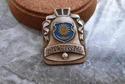 PETITE CLOCHE FAICT GRANDSON MADALYASI C99