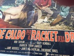 İntikam, İtalyanca ORİJİNAL SİNEMA, Film AFİŞİ, (GRANDE CALDO PER IL RACKET DELLA DROGA - Darker Than Amber) 1970, FİLM AFİŞİ / POSTERİ - BÜYÜK BOY - ORİJİNAL - 65 X 46 cm EBADINDA - Original Turkish Big Size Movie Poster - Robert Clouse, John D. MacDonald, Ed Waters, Rod Taylor, Theodore Bikel, Suzy Kendall, Ahna Capri, William Smith, Janet MacLachlan, Robert Phillips, 	Jane Russell, James Booth, Oswaldo Calvo, Sherry Faber, Marcia Knight, James H. Frysinger, Harry A. Wood, Jack Nagle, Judy Wallace
