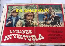 Vahşi aile, İtalyanca ORİJİNAL SİNEMA, Film AFİŞİ, (LA GRANDE AVVENTURA - The Adventures of the Wilderness Family) 1975, FİLM AFİŞİ / POSTERİ - BÜYÜK BOY - ORİJİNAL - 66 X 47 cm EBADINDA - Original Turkish Big Size Movie Poster - Stewart Raffill, Arthur R. Dubs, Robert Logan, Susan Damante, Hollye Holmes, Ham Larsen, George 'Buck' Flower, 	William Cornford, John F. Goff,  Herbert F. Nelson, KILIÇ FİLM