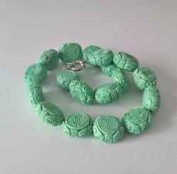 Vintage Turkuaz Rengi Havlit Taşı Elde Oyma SHOU Sembollü Kolye