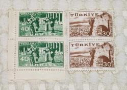 PUL0301-BERGAMA KERMES OYUNLARI PULLARI 1957***2 Lİ BLOK