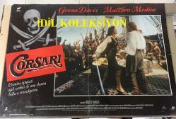 KORSAN, İtalyanca ORİJİNAL SİNEMA, Film AFİŞİ, (CORSARI - Cutthroat Island) 1995, FİLM AFİŞİ / POSTERİ - BÜYÜK BOY - ORİJİNAL - 63 X 44 cm EBADINDA - Original Turkish Big Size Movie Poster - Renny Harlin, Michael Frost Beckner, James Gorman, Bruce A. Evans, Geena Davis, Matthew Modine, Frank Langella, Maury Chaykin, Patrick Malahide, Stan Shaw, Rex Linn, Paul Dillon, Christopher Masterson, Jimmie F. Skaggs, Harris Yulin, Carl Chase, Peter Geeves, Angus Wright, Ken Bones, Mary Pegler, Mary Peach, Lucinda Clare, Thomas Lockyer