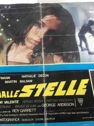 Yıldızların Gerisindeki Gözler, İtalyanca ORİJİNAL SİNEMA, Film AFİŞİ, (Occhi dalle stelle) 1978, FİLM AFİŞİ / POSTERİ - BÜYÜK BOY - ORİJİNAL - 64 X 46 cm EBADINDA - Original Turkish Big Size Movie Poster - Mario Gariazzo, Robert Hoffmann, Nathalie Delon, Martin Balsam, Sherry Buchanan, Victor Valente, Sergio Rossi, Mario Novelli, Franco Garofalo, Carlo Hintermann, Giovanna De Luca, Bruno Di Luia, George Ardisson, Franco Beltramme, Tom Felleghy, Cesare Nizzica, Eolo Capritti, Giovanni Cianfriglia, Massimo Ciprari, Mario Erpichini, Fulvio Mingozzi, Alex Partexano