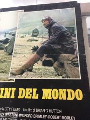 MACERACILAR, İtalyanca ORİJİNAL SİNEMA, Film AFİŞİ, (AVVENTURIERI AI CONFINI DEL MONDO - High Road to China) 1983, FİLM AFİŞİ / POSTERİ - BÜYÜK BOY - ORİJİNAL - 66 X 45 cm EBADINDA - Original Turkish Big Size Movie Poster - Brian G. Hutton, Jon Cleary, Sandra Weintraub, S. Lee Pogostin, Tom Selleck, Bess Armstrong, Jack Weston, Wilford Brimley, Robert Morley, Brian Blessed, Cassandra Gava, Michael Sheard, Lynda La Plante, Timothy Carlton, Shayur Mehta, Terry Richards, Jeremy Child, Peter Llewellyn Williams, Dino Shafeek, Robert Lee, Peggy Sirr, Anthony Chinn, Chua Kah Joo, Ric Young, Simon Prebble, Daniel Clucas, John Higginson, Timothy Bateson