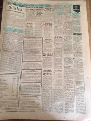 YENİ SABAH GAZETESİ   21 HAZİRAN  1964 YIL :27 SAYI :9077--AP adına Seyfi Kurtbek , Başbakana  Refakat Edecek  :İnönü  ,bu sabah  uçakla Amerika 'ya hareket   ediyor --Atina hala  direniyor --Kennedy 'ler  için  uğursuzluk yılı --Yankesici  var ,feryadı otobüste  panik yarattı --Cenubi  Amerika da hükümet  darbesi  ilim halinde gelmiştir --Kirli hava ile  mücadele konferansı  toplanıyor --İspanya da ki  Hariciye Nazırı Ankara da --Galatasaray  -Altay --Fenerbahçe Samsun da Yol Spor  'a  2-1 yenildi --Çolpan  Beyaz Perdeye döndü ve ilk  filmine başladı : Çolpan  yeni filminde  eşi Sadri Alışık  ,Hülya  Koçyiğit  ve Ediz Hun birlikte  oynayacak--Eskişehir  'in  başarılı  oyuncusu  N. Karacan -- Başpehlivan  M. Ali Yağcı  ve Bisiklet Hasan Kılıç --Alman  Toto Kralı  Sokak Süpürüyor --