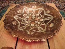 kalem işçilik ile süslü bakır meyvelik (3 ayaklı fakat 2 ayagı kırık, foto da mevcut)