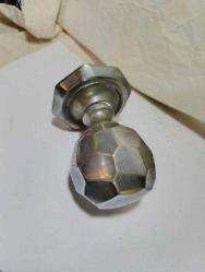 P58-----ESKİ PİRİNÇ DAİRE KAPI KOLU