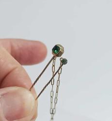 Antika Victorian 10 Ayar Altın Yeşil Garnet Taşlı Pelerin İğnesi Yaka İğnesi
