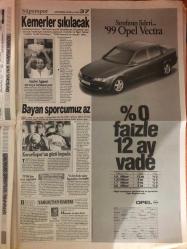 Hürriyet Gazetesi,28 Ekim 1998, , Türkiye, Red, Lyon, Ertugrul, Eren, Ceza, Hagi, Alper, Nez, Brezilya, Fransa, Beşiktaş, Emre, Fenerbahçe, Moldova, Fatih Terim, Trabzonspor, Galatasaray, Yerli üretim