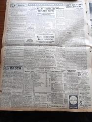 Yeni İstanbul Gazetesi - 12 Mayıs 1955 - Fatin Rüştü Zorlu Cuma Günü Birleşik Amerika'ya Gidiyor - Amerikan Başkanı Eisenhower - Mustafa Nermi - Şimdiki Kira Rejimi Bir Yıl Daha Meriyette Kalacak - Kıbrıs'ta Yeniden Tehlikeli İhtilal Havası Esmeğe Başladı - İki Başlı Çocuğun Bir Başı Kesildi - Belediye Seçimlerinin Tehiri Mecliste Sert Münakaşalara Sebep Oldu - Et ve Balık Kurumu - İstanbul Vali Ve Belediye Reisi Fahrettin Kerim Gökay - Rum Mehmetpaşa Camii - Sait Faik Abasıyanık'ın Hatırası Anıldı - Varşova Konferansında Dünkü İlk Toplantı - Dünyanın En Korkunç Hastalığı Sıtma - Saadet Bekçisi Yazan Zeliha Harun Yazı Dizisi - Kıbrıs Kara Bulutlar Altında Yazan Fikret Adil Yazı Dizisi - Son Yolların Cinsi Cazibe Kraliçesi Mamie Van Doren - Münir Süleyman Çapanoğlu - 19  Mayıs Bayramına Hazırlık -  Genç Piyanist Füruzan Saydam - Tokalon - Ankara'da Lig Maçları - Akdeniz Olimpiyatları -  Gripin - Nevrozin