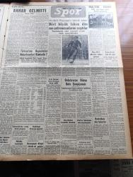 Yeni İstanbul Gazetesi - 13 Mayıs 1955 - Varşova'dan Avrupa'ya Yağdırılan Tehditler - Mustafa Nermi - Amerika'nın Vereceği Yeni Kredi - Avusturya Barış Antlaşması Pazara Viyana'da İmzalanıyor - Muhtarların Yüzde 15'i Okuma Yazma Bilmiyor - CHP İl Başkanının Adnan Menderes'in Demokrat Parti Grubundaki Sözlerine Dair Beyanatı - Ethem Menderes - Yedikule Surları ve Tarihi Eserler Onarılacak - Tevfik İnci - Telefon Rehberi Ancak Yılbaşından Sonra Hazırlanabilecek - Kemaleddin Camii - Prenses Margaret Bir İşçi İle Dans Etti - Sovyetlerin Batılılara Silahsızlanma Teklifleri - Saadet Bekçisi Yazan Zeliha Harun Yazı Dizisi - İstanbul Radyosu - Gazoza Veda - Kıbrıs Kara Bulutlar Altında Yazan Fikret Adil Yazı Dizisi -  Tanınmış Yıldızlardan Susan Cabot - Lawrence'in Hayatı Ve Maceralarına Dair Yazan Ferit Kalfaoğlu  Yazı Dizisi - Atatürk Kupasına İştirak Eden Dört Büyük Takım Dün Son Antrenmanlarını Yaptılar - Ordulararası Dünya Boks Şampiyonası - Beynelmilel Rekortmenler