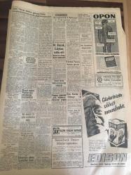 YENİ SABAH GAZETESİ 13 KASIM 1959 YIL:22 SAYI :7434---İnönü Tekrar İktidara Gelirsek Vatandaş Huzura Kavuşacak  Dedi --Beyaz Sarayın Sözcüsü Hagerty  Bugün Geliyor --Vali Foot 'un Affettiği  Üç Türk  Denizcisi  Ankara da --45 Amerikalı  Havacının İzmir Nato Karargahındaki  Vazifelerine  Son Verildi --Sanayi Odasında Meslek  Komiteleri  Seçimi Yarın--Bir petrol  şirketi  tanker  inşa etti --İlk Feza Yolcusu Kadın Mı Olacak ?--Karagümrük ,Fenerbahçe'yi  2-0 mağlup  etti --B.Eken Daha Farklı Kazanabilirdik  dedi ---Yetkiner  ,Bölge  Müdürü Hakkında Tahkikat Açtı --