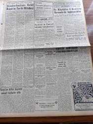 Yeni İstanbul Gazetesi - 11 Kasım 1953 - Büyük Atatürk Vatan Toprağında - Atatürk Ebedi Yurdunda - Ankara Dün Tarihi Bir Gün Yaşadı - Anıtkabir'de Muhteşem Tören Dün Renkli Filme Alındı - Kore Kahramanları Dün Atatürk'ü Andı - Cumhurbaşkanı Celal Bayar'ın Anıtkabir'de Dünkü Nutku - Anıtkabiri Dün 70 Bin Vatandaş Ziyaret Etti -  Yabancı Gözüyle Atatürk'ün Ölümünün 15. Yıldönümü Yazan Profesör Michael Grant - Kral İbnisuud İçin Arap Memleketlerinde Matem - Beşiktaş Ve Emniyet Takımları Karşı Karşıya - Eski Şehremini Emin Erkul - Ankara Radyosunu Dinlerken - Ayten Çankaya Puro Tuvalet Sabunlarını Tavsiye Ediyor - Orion Radyoları - Anıtkabir'deki Törenden Resimler - Electro Düdüklü Tencereleri - Büyük Kurtarıcı Atatürk'ün Defin Tutanağı - Air France - Yapı Kooperatifleri Miktarı Çoğalıyor