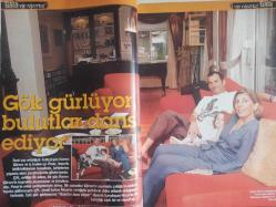 Gala Haftalık Aktüalite Sinema Tiyatro Müzik ve Magazin Dergisi - 4 Ağustos 2002 - Tuğba Altıntop - Gülben Ergen - Yılmaz Erdoğan - Özlem Önal - Deniz Akkaya - Sinan Özen - Özlem Önal - Tuğçe Kazaz - Deniz Akkaya - Kerem Görsev - Yılmaz Erdoğan - Erdal Acar - Funda Barın - Şifo Mehmet - Aslı Berker - Esra Üstünkaya - Hakan Uzan - Yeşim Salkım - Demet Akalın - Levent Kırcan - Oya Başar - Melda Kamhi - Gülay Kamaz -Elif Güvendik - Varol Kaynar - Ebru Akel - Reyhan Karaca - Ahmet Kolabaş - Seda Sayan - Gökhan Şükür - Ayşe Hatun Önal - Emre Üçgün - Elif Edes - Melissa Mızraklı - Derin Mermerci - Tuğçe Eyilik - Ebru Gündeş - Sevgi Gönül - Arzu Sabancı - Şebnem Dönmez - Didem Öner - Cemil İpekçi - Şenay Akay - Nuri Çolakoğlu - Mert Ekren fotoğraf ve haberi - Tam Takım Dergi