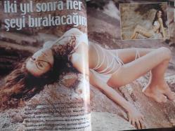 Gala Haftalık Aktüalite Sinema Tiyatro Müzik ve Magazin Dergisi - 19 Ekim 2003 - Zümre - Selin Toktay - Ebru Destan - Şafak Sezer - Arzu Pavlova - Dansöz Tanyeli - Esra Akkaya - Nilüfer Bıyıklı - Nur Sonbahar - Çetin Çiftçioğlu - Hakan Peker - Tülin Şahin - Nükhet Duru - Derin Mermerci - Ralph Tezman - Dilek Yalçınkaya - Cengiz Abazoğlu - Tolga Sezgin - Nurseli İdiz - Nehir Erdoğan - Mustafa Alabora - Heves Ekinci - Gülbin Simitçioğlu - Tuğba Peksayar - Ahmet Mutafçı - Demet Şener - İbrahim Kutluay - Sevda Demirel - Sinan Çetin - Tamer Karadağlı - Çağla Şikel - David Beckham - Özgül Kavruk - Hülya Avşar - Bengü - Zeynep Tunuslu - Nazan Şoray - Dilek Hanif - İpek Tanrıyar - Tuğçe Eyilik - Müşerref Akay - Mustafa Sandal fotoğraf ve haberi - Tam Takım Dergi