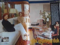Gala Haftalık Aktüalite Sinema Tiyatro Müzik ve Magazin Dergisi - 1 Haziran 2003 - Esra Balamir - İpek Nurgül - Gülben Ergen - Gülnaz Uyanık - İbrahim Tatlıses - Güher Pekinel - Süher Pekinel - Şifo Mehmet - Funda Barın - Asu Baceoğlu - Leyla Tekül - Banu Zorlu - Selçuk Çobanoğlu - Nurgül Yeşilçay - Atilla Saral - İsmail Boyner - Sibel Karakaşlı - Mahsun Kırmızıgül - Bade İşçil - Mustafa Sandal - İffer Erkuvan - Esra Eron - Serhat Akın - Uğur Ceylan - Cansen Türel - Elif Dağdeviren - Muazzez Ersoy - Sakıp Sabancı - Zafer Civelek - Selami Şahin - Tansa Mermerci - Berna Çelikyılmaz - Dila Şenyol - Tamer Karadağlı - Özge Can - Merih Özkaya - Şenay Akay - Selin Denizli - Melissa Eliyeşil - Serdar Ortaç - Petek Dinçöz - Nilgün Delikan - Aslı Berker - Melike Hasefe - Mustafa Doğan - Gökhan Özen - Simten Danışman - Sertab Erener - Antonio Banderas - Melanie Griffith - Ali Kocatepe fotoğraf ve haberi - Tam Takım Dergi