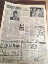 YENİ SABAH GAZETESİ  27 EKİM 1959 YIL :22 SAYI :7417---Zelzele de ölenlerin  sayısı 13 'e  yükseldi --DP İleri  Gelenleri Meclis Reisliği Konusunu Görüştü --Urfa da sel felaketi  :Bir  nahiye  47 ev yıkıldı --Paralarını  alamayan  üyeler kooperatifin  önünde nümayiş yaptı --Fatih  Emniyet Amirini  Avukatı  da Tekzip  Etti --Vitrin camını keserek  bir mağazayı  soydular --İran 'ın  müstakbel  Kraliçesi  Şah 'ı mesut  edebilecek mi ?--Bahsi  müşterek aralık ta başlıyor --Galatasaray ve Beşiktaş Bugün Ankara 'ya Gidiyor --Vefa -Beykoz ,Fenerbahçe  Adalet Yarın Oynuyor --Göztepeli idareciler  Futbol  federasyonu  itham ediyor --