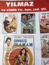 YILMAZ FİLM VE VİDEO, ORİJİNAL FİLM TANITIM AFİŞİ / POSTERİ - BÜYÜK BOY - ORİJİNAL - 68 X 50 cm EBADINDA - Original Turkish Big Size Movie Poster - AŞKINLA DİVANEYİM, NECLA FİDE, AYFER ÖZCAN, ALEV ÇELİK / SU PERİSİ ELMASI, AYTEKİN AKKAYA, MELEK GÖRGÜN, AYNUR AKARSI / ŞAŞIRTMA BENİ, FERİ CANSEL, HADİ ÇAMAN, MÜGE GÜLER / AY AMAN OF!.. AYDEMİR AKBAŞ, ZERRİN EGELİLER / ONSUZ OLAMAM, SALİH GÜNEY, ZERRİN EGELİLER, BANU ALKAN / KUŞKU, ÜNSAL EMRE, HADİ ÇAMAN / SÜPER SELAMİ, AYDEMİR AKBAŞ, DİLBER AY, MÜGE GÜLER / TATLI SEVGİLİM KAYMAKLI LOLKUM, HADİ ÇAMAN, MÜGE GÜLER, SAMİ HAZİNSES, TUNCAY ÖZİNSEL / SEVECEKSEN SEV ARTIK, ELİF PEKTAŞ, SAMİ AKBULUT, MERDAL DENİZ / GÜNAH GÜNLERİ, KAZIM KARTAL, DİLBER AY, ZERRİN DOĞAN / BAL PETEĞİ, TARIK ŞİMŞEK, MERAL DENİZ, VANESSA HIDALGO