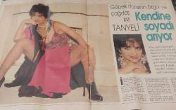 HÜRRİYET GAZETESİ-SHOW EKRAN DERGİSİ-SHOW-DERGİ-10 NİSAN-1993-SAYI:56-KAPAK-FOTOĞRAF-RÖPORTAJ-TANYELİ-BODYGUARDLAR-CESUR BEKÇİLER-SOSYETE-FERYAL GÜLMAN-POLİTİKA-ARZIN MERKEZİ-PEDRO ALMODOVAR-OLİVER STONE--DUSTİN HOFFMAN-NAOMİ CAMPBELL-OSCA-ÖDÜL-JODİE FOSTER-JİRİ BARTA-VİLADİMİR VALEK-SERMİN KARAALİ-GÖBEK DANSI-DANSÖZ-DJ-MUSTAFA SANDAL-ŞEKEROĞLAN-BETER-ROMİNA ÖZİPEK-SERDAR ORTAÇ-PERVİN YAPAR-SERRA HAMMCIOĞLU-SELİM HAMAMCIOĞLU-PAMİRA BEZMEN-CAZIM BEZMEN-ŞEBNEM BERKOL-DİDEM BERKOL-MALKOÇ SUALP-TARKAN SUALP-MERVE KURTTEPELİ-EMRE KURTTEPELİ-SELİN BELİK-MELİS BELİK-ÇOCUKLAR GİBİ-ENEZ-EDİRNE-COSTA RİCA-COCOS-FATMA GİRİK-SEREN SERENGİL-KEMAL SUNAL-CAROLİNE KOÇ