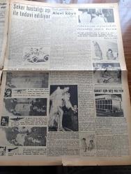 Yeni İstanbul Gazetesi - 27 Kasım 1952 - Mürebbiye Yazan Hüseyin Rahmi Gürpınar Yazı Dizisi - Cumhurbaşkanı Celal Bayar Bu Sabah 9,30'da Pirede Olacak - Amerikan Başkanı Eisenhower Bugün Kore'ye Gidiyor - Nakşibendi Şerif Dursun'un Malatya Suikastı Hakkında Yeni İfşaatı - Kore Sulh Planı - Bursa'daki Takkeliler - Boykota Devam Eden Öğrenciler - Hüseyin Üzmez - Büyük Kardeşim Atatürk Anlatan Makbule Atadan Yazı Dizisi & Denizlerin Efesi Gazi Umur Paşa Yazan Tevfik İnci Yazı Dizisi - Kunuri Zaferinin Yıldönümü Dolayısıyla Celal Dora'nın Hatıraları - Demirperde Gerisi Facialarından - 7 Kore Gazimiz Washington'a Götürülecek - 1001 Gece Masalları Sihirli Kandil Çeviren Reşad Nuri Darago Yazı Dizisi - Ankara Radyoları - Şeker Hastalığı Aşı İle Tedavi Ediliyor - Köyde Gördüklerim Alevi Köyü Yazan Mediha Berkes - Kıtalar Birbirine Yaklaşıyor - Çapamarka - Yeni Puro Tuvalet Sabunları - Trelleborg Lastikleri - Demag Cereskalleri - Tural Öksürük Ve Bronşiti Derhal Geçirir