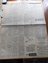 Yeni İstanbul Gazetesi - 26 Ekim 1958 - Ticaret Vekili Hayreddin Erkmen Dün İzmir'de Mühim Açıklamalarda Bulundu - Akhisar'ın Selendi Köyünde Jandarma Karakoluna Tecavüz Ettiler - 51 Kardinal Yeni Papa'yı Seçmek İçin Dün Toplandı - Nobel'i Kazanan Rus Romancısı Boris Pasternak İle İlk Mülakat - İsmet İnönü Ani Olarak Ankara'ya Döndü - Diyanet İşleri Başkanı Eyüp Sabri Hayırlıoğlu 10 Gazeteyi Dava Etti - 14. Louis'in Aşkları Yazan Louis Bertrand Yazı Dizisi - Kahta'da Hafif Petrol Bulundu - 80 Yaşındaki Romancı Henry Bordeaux 70. Romanını Neşrediyor - Üçüncü Dünya Harbi Çoktan Başladı - Elmasların Esrarı Resimli Romanı- Monaco Sarayının Üzüntülü Prensesi Madam Caroline - Küçük Hikaye Berberler Yazan Cevad Tevfik Enson - Türkiye Belçika Milli Futbol Karşılaması Bugün 16 da Heysel Stadında Oynanıyor - Galatasaray Beşiktaş Maçı - Hilmi Kiremitçi - Ver Leftere Yazsın Deftere