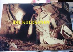 Akbabanın üç günü, (Three Days of the Condor) ORİJİNAL SİNEMA, Film AFİŞİ, 1975, FİLM AFİŞİ / POSTERİ - BÜYÜK BOY - ORİJİNAL - 64 X 45 cm EBADINDA - Original Turkish Big Size Movie Poster - Sydney Pollack, James Grady, Lorenzo Semple Jr., David Rayfiel, Robert Redford, Faye Dunaway, Cliff Robertson, Max von Sydow, John Houseman, Addison Powell, Walter McGinn, Tina Chen, Michael Kane, Don McHenry, Michael Miller