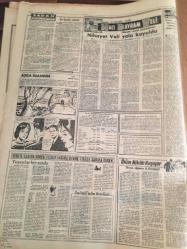 YENİ SABAH GAZETESİ 18 MAYIS 1963 YIL :27 SAYI :8684---Asma köprü çok pahalı çıkmazmış --İnönü dün de Rejim tehlikede değil dedi --Karabük 'te 3 bayan  memur işten ayrıldı --Çıplak dolaşan adamı  63 kişi şikayet etti --Alpiskender  ile Suat Seren AP 'den  ihraç  olunuyor --7 Havacı  emekliye ayrıldı --Hırçın  bir  şark dansözü  :Kezban --De Gaulle  Sistemi  :Siyavuşgil --Yıldırımdan  çöken evde üç kişi  öldü --Bu Modern  Çamaşır Makinesi Ayda 50 lira: Arçelik --Sinemalar: Atlas :Katil Serbest ,İnci :Leyla ve Mecnun Gibi ,Konak :Elmas Kaçakçıları ,Lale : Kaldırım Melekleri  ,Rüya: Korkunç Çığlık ,Site :Vahşi Gençlik ---Galatasaray  Alsancak da İzmir  spor  karşısında --Futbolcu  ve kulüpler  transfer  ücretlerinden vergi ödemeyecekler --Feriköy ,B.Spor la  yenişemedi :1-1-- Con Kemal vefat etti --Pele 'siz  Brezilya takımına  B, Milli  kadro  deniliyor --