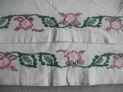 KANAVİÇE  İŞLEMELİ - ÇİFT KİŞİLİK YASTIK