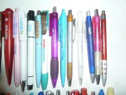 ECZACI İLAÇ FİRMASI PROMOSYON TÜKENMEZ KALEM KOLEKSİYONU 150 ÇEŞİT  2.EL YAZAN-YAZMAYAN KARIŞIK+ÜCRETSİZ KARGO