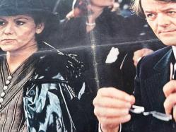 Akbabanın üç günü, (Three Days of the Condor) ORİJİNAL SİNEMA, Film AFİŞİ, 1975, FİLM AFİŞİ / POSTERİ - BÜYÜK BOY - ORİJİNAL - 64 X 45 cm EBADINDA - Original Turkish Big Size Movie Poster - Sydney Pollack, James Grady, Lorenzo Semple Jr., David Rayfiel, Robert Redford, Faye Dunaway, Cliff Robertson, Max von Sydow, John Houseman, Addison Powell, Walter McGinn, Tina Chen, Michael Kane, Don McHenry, Michael Miller