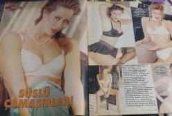 MİLLİYET GAZETESİ-MİLLİYET FİESTA PAZAR DERGİSİ-FİESTA-DERGİ-PAZAR-EK-17 EKİM-1993-SAYI:13-KAPAK-FOTOĞRAF-RÖPORTAJ-SOSYETE-HAZIRCEVAP-SABUN KÖPÜĞÜ-BİLİM-SPOR DÜNYASI-SİNEMA-DÜNYA-HABERLER-ARAŞTIRMA-PAZAR KEYFİ-SÜSLÜ-İÇ ÇAMAŞIRI-MODA-ROMAN-ROMANCI-DENİZ-RESSAM-BORİS VALLEJO-MİTOLOJİ-TAKVİM-GÜREŞ-ÜNİVERSİTELİ DADILAR-PARİS-GEZİNTİ-SEKSİ-SADE-STAR-BARABARA HERSHEY-BURT REYNOLDS-TORI SPELLING-CLAUDIA SCHİFFER-P.ANN MILLER-KEMAL YILDIRIM-OBURLUK-ZEKİ ALASYA-SEMA YUNAK-TÜRKAN ŞORAY-TANJU ÇOLAK-ÇİĞDEM TUNÇ-DENİZ PULAŞ-LALE MANSUR-CEM MANSUR-PINAR ELİÇE-HÜLYA AVŞAR-KAYA ÇİLİNGİROĞLU-AYRILIK-OZAN ORHON-ALMANYA-GÜLAY ÖMEROĞLU