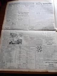 Yeni İstanbul Gazetesi - 12 Ağustos 1952 - Mustafa Nermi - İran Başbakanı Musaddık'a Fevkalade Salahiyetler Tanındı - Ürdün Kralı Tallal Tahtından İndirildi - Arjantin Cumhurbaşkanı'nın Eşi Eva Peron'un Cenaze Töreni - İngiltere Dışişleri Bakanı Eden Churchill'in Yegeniyle Evleniyor - Çanakkale Şehitleri Dün Anıldı - Etibank Garp Linyitleri Soma İşletmesi Dün Açıldı - Esir Şehrin İnsanları Yazan Nureddin Demir (Kemal Tahir) Yazı Dizisi - Hakimler Kanunu Tasarısı Hakkında Yeni Fikirler - Bergama Etnografya Müzesi Dün Açıldı - Birleşik Amerika İsrail'e Silah Satacak - İsraile Satılan Kepekler Gemiye Yükleniyor - Dünya Ticaret Rekoru 1951'de Yeni Bir Rekor Kırdı - Geiger Sayıcısı İle Bir Katil Nasıl Bulundu - Penny Ridgway Paris'in En Şık Kadını Olmaya Namzet - İngiltere'nin En Meşhur Karikatüristi Giles - Kral Faruk Tahttan Nasıl Düştü - Ronson Dünyanın En İyi Çakmağı - James Motosikletleri - Jawa Motosikletleri - Gripin