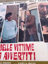 Cinayet Şebekesi, ORİJİNAL İTALYANCA SİNEMA BEZ AFİŞİ - IFAMILIARI DELLE VITTIME NON SARANNO AVVERTITI, 1972, FİLM BEZ AFİŞİ / POSTERİ - BÜYÜK BOY - ORİJİNAL - 67 X 46 cm EBADINDA - Original Turkish Big Size Movie Poster - Telly Savalas, Antonio Sabato, Paola Tedesco, Giuliano Persico, Guido Lollobrigida, Nino Dal Fabbro, Sergio Rossi, Sergio Tramonti