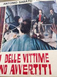 Cinayet Şebekesi, ORİJİNAL İTALYANCA SİNEMA BEZ AFİŞİ - IFAMILIARI DELLE VITTIME NON SARANNO AVVERTITI, 1972, FİLM BEZ AFİŞİ / POSTERİ - BÜYÜK BOY - ORİJİNAL - 67 X 46 cm EBADINDA - Original Turkish Big Size Movie Poster - Telly Savalas, Antonio Sabato, Paola Tedesco, Giuliano Persico, Guido Lollobrigida, Nino Dal Fabbro, Sergio Rossi, Sergio Tramonti