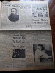 Yeni İstanbul Gazetesi - 7 Aralık 1952 - Mürebbiye Yazan Hüseyin Rahmi Gürpınar Yazı Dizisi - Metin Toker Paris'ten Telsizle Bildiriyor Türk Yunan Yakınlaşması - Başkan Eisenhower Amerika'ya Dönüyor - Alman Barış Antlaşması Tasdik Edildi - Suikastçılar Grubu İstanbul'da Bir Merkezden Mi İdare Ediliyor - Son Hadiseler Hakkında Adnan Menderes'in Adana Nutku - İran Sabık Başbakanı Razmara'nın Katili Kaşani'nin Elini Öpüyor - Büyük Kardeşim Atatürk Anlatan Makbule Atadan Yazı Dizisi - Denizlerin Efesi Gazi Umur Paşa Yazan Tevfik İnci - Maç Biletlerinin Satışında Yeni Esaslar Tesbit Edildi - Alman Polisleri Sovyet Üniforması Giymek İstemiyor - Everest Gene Fethedilemedi - Namık Kemal - 1001 Gece Masalları Sihirli Kandil Çeviren Reşad Nuri Darago Yazı Dizisi - Moda - Beşiktaş Etnikos'u 2 0 Yendi - Japonya'nın En Meşhur Karikatüristi Shimizu - Galatasaray - Volvo Traktör - Luxor Radyo - Gripin