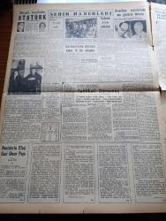 Yeni İstanbul Gazetesi - 3 Kasım 1952 - Mustafa Nermi - Dünya Amerika'da Seçimleri Bekliyor - NATO'nun Akdeniz Manevrası - Kızıl Bulgarlar Hudut Karakolumuza Çirkin Bir Tecavüzde Bulundular - Cumhurbaşkanı Celal Bayar'ın Açış Nutku Geniş Akisler Uyandırdı - General Necip Arapların Önderliğini Mi Yapıyor - Denizlerin Efesi Gazi Umur Paşa Yazan Tevfik İnci - Büyük Kardeşim Atatürk 3 Anlatan Makbule Atadan Yazı Dizisi - Anayasa'da Mühim Tadilat Yapılacak - Amerikan Askerlerini Kore'den Çekmeli Mi - Bursa Yalova Yolu 20 Km. Kısalıyor - Ankara Üniversitesi Yeni Ders Yılına Girdi - 1001 Gece Masalları Ali Baba ile Kırk Haramiler Çeviren Reşad Nuri Darago Yazı Dizisi - Ankara İstanbul Radyosu Programı - Donanma NATO Üyelerinin En Kuvvetli Silahıdır - Galatasaray Panathinaikos'a Dün 5 2 Yenildi - Ankara Takımı Şampiyon Oldu - Marguerite Higgins'in Mektupları - Cumhurbaşkanlığı Kupası - Anker Dikiş Nakış Makineleri - Nevrozin - Fendt Dieselross Traktörleri