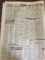 YENİ SABAH GAZETESİ  12 HAZİRAN 1962 YIL :25 SAYI :8349--AP  de çatışma bugün de grupta olacak --CHP grubu  da İnönü  'ye 2 gün mühlet  verdi---Malatya da  jandarmalar  ile halk arasında  hadiseler  oldu ---Feyzioğlu  , buğdaya  gelen zammı  savunmasını yaptı --Karamanlis  köylüye buğday ekmeyin dedi ---Çaldığı paraları tam sayarken  yakalandı --Eski Bakan Kızı  İntihara  Teşebbüs Etti ----9 Çocuklu ana  çok çocuk  yetiştirme  madalyası aldı ---Kömür ile  şeker :Siyavuşgil ---Sinemalar ,Radyolar   --Atlas : Marsist  ,Emek :Uçan Cambazlar ,İnci :Unutamadığım Kadın ,Konak :Aşk oyunları  ,lale :Müthiş Mücadele ,Levent :Sevgili Hiroşima ---6 Güreşçi Affını İstedi --Finali  G. Amerika  ile  Avrupa Oynayacak --Baraj  maçları  kurası  dün çekildi --Beşiktaş  Fenerbahçe  Maçı İçin Kampa --Şazi Tezcan  Vefat Etti --