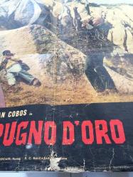 Altın Yumruk İstanbul'da, ORİJİNAL İTALYANCA WESTERN SİNEMA BEZ AFİŞİ - L'UOMO DAL PUGNO D'ORO - El hombre del puño de oro, 1967, FİLM BEZ AFİŞİ / POSTERİ - BÜYÜK BOY - ORİJİNAL - 66 X 44 cm EBADINDA - Original Turkish Big Size Movie Poster - Jaime Jesús Balcázar, Germán Cobos, Erika Blanc, Franco Ressel, Tomás Torres, Antonella Murgia, Giuliano Raffaelli, Pietro Ceccarelli, Luis de Tejada, Mónica Randall