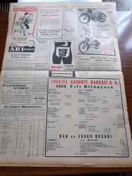 Yeni İstanbul Gazetesi - 13 Nisan 1953 - Sovyet Rusya İngiltere İle Anlaşmak İstiyor - CHP Genel Sekreteri Kasım Gülek'in Mersin'deki Ağır İthamları - Amerika Yakınşarka Yardımlar Arttırılacak - Anadolu Ajansı Taşlandı - Kore'de Esir Mübadelesi 20 Nisan Günü Başlıyor - Ecnebi Mektepleri - İstanbulumuzun Fetih Yıldönümü İle İlgili Kongre - Devrim Ocaklarının Mühim Bir Kararı - Mustafa Nermi - Küçük İnsanlar Yazan Faik Baysal Yazı Dizisi - Fenerbahçe'de Yeni Açılan Kulüplere 104 Tekne Hediye Edildi - Komünistler Ellerindeki Esirlere Daimi Baskı Yapıyor - Dumlupınar Denizaltısı Şehitleri İçin Mevlit - Zenci Kız Kansas Şehri Belediye Başkanlığına Seçildi - Azra Bora - Hüseyin Avni Şanda - Ankara İstanbul Radyosu Programı - Büyük Röportaj Serisi İslam Memleketleri Yazan Fikret Adil Yazı Dizisi - Çanakkale Kupasında Vefa Beşiktaş'ı 3 2 Mağlup Etti - Galatasaray Ankaragücü'nü 3 2 Yendi - Jawa Motosikletleri - Arı Bisküvileri