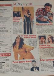 MİLLİYET GAZETESİ-MİLLİYET FİESTA PAZAR DERGİSİ-FİESTA-DERGİ-PAZAR-EK-26 HAZİRAN-1994-SAYI:49-KAPAK-FOTOĞRAF-RÖPORTAJ-SOSYETE-HAZIRCEVAP-SABUN KÖPÜĞÜ-BİLİM-SPOR DÜNYASI-SİNEMA-DÜNYA-HABERLER-ARAŞTIRMA-PAZAR KEYFİ-SÜPER-ŞANS-MÜZİK-NALAN-FIRTINA-ABD-İNCİ-CHİCAGO-BRONZLAŞMA-DEKOLTE-GÜZELLİK-CESARET-ZERAFET-JEAN CLAUDE VAN DAMME-LATOYA-CLİNT EASTWOOD-ARZUM ONAN-DEFENE SAMYELİ-ZEYNEP FADILLIOĞLU-AYDAN ŞENER-RANA ELİK-BARBİE-EFSANE-GANGSTER DİYARI-KESİŞME-RİCHARD GERE-SHARON STONEMEL GİBSON-MAEDCHEN AMİCK-JULİE WARNER-EMİNE NALAN TOKYÜREK-AVRUPA-MİDYE-PORSELEN-KÜTAHYA PORSELEN-ASOS-HABERRAZZİ-HÜSEYİN KÖROĞLU-ŞENAY KÖROĞLU-SEVTAP PARMAN-MERAL KONDRAD-DEMET AKALIN-