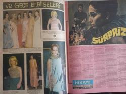 Pazar Ekstra Haftalık Aktüalite Sinema Tiyatro Müzik ve Magazin Dergisi - 16 Şubat 1969 - Hitchcock-Olgunlaşma Enstitüsü Konfeksiyon Atölyesi de Faaliyete Geçti - Çin Falı - Eldivenler Ne İşe Yarar? - Birbiri Üstünde - Şişede Durduğu Gibi Durmaz Ki! - Esrar Raporu - Jacqueline Kocasını Yatak Odasına Almamış - Halk Tipi Kıyafetleri - Ve Gece Elbiseleri - Ümit Dünyası - Tamer Yiğit de Yeni Otomobil Aldı - Selma Güneri 2 Film Teklifi Aldı ve Amerika'ya Gitmekten Vazgeçti - Ajda Pekkan Burun Ameliyatı Olmuyor - Nurlan San Tiyatroda Oynayacak - Çoğu Bitti Azı Kaldı - İskambil Falı Maça - Sigara ve Karekteriniz - Şaka fotoğraf ve haberi - Tam Takım Dergi