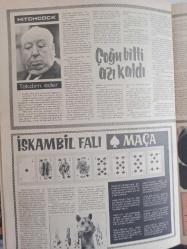 Pazar Ekstra Haftalık Aktüalite Sinema Tiyatro Müzik ve Magazin Dergisi - 16 Şubat 1969 - Hitchcock-Olgunlaşma Enstitüsü Konfeksiyon Atölyesi de Faaliyete Geçti - Çin Falı - Eldivenler Ne İşe Yarar? - Birbiri Üstünde - Şişede Durduğu Gibi Durmaz Ki! - Esrar Raporu - Jacqueline Kocasını Yatak Odasına Almamış - Halk Tipi Kıyafetleri - Ve Gece Elbiseleri - Ümit Dünyası - Tamer Yiğit de Yeni Otomobil Aldı - Selma Güneri 2 Film Teklifi Aldı ve Amerika'ya Gitmekten Vazgeçti - Ajda Pekkan Burun Ameliyatı Olmuyor - Nurlan San Tiyatroda Oynayacak - Çoğu Bitti Azı Kaldı - İskambil Falı Maça - Sigara ve Karekteriniz - Şaka fotoğraf ve haberi - Tam Takım Dergi