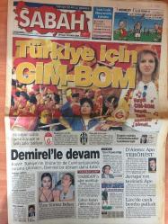 Sabah Gazetesi - 2 Aralik 1998 -  - Şili - Lyon - Juventus - Galatasaray - AP - DSP - ANAP - DYP - Eren - Anayasa Değişikliği - Tarkan - Hülya Avşar - Fenerbahçe - Yavuz Donat - Duman - Ege - Eder - Avrupa Birliği - İtalya - Fatih Terim - Nez - Hagi - Sarı Kart - Emre - Patron - Hasan Sas - Roda - Şampiyonlar Ligi - Fransa - Peru - Taffarel - Athletic Bilbao - Rosenborg - Can Bartu - Buray - Zara - Hakan Şükür - Barcelona - Orman - Real Madrid - Güvenlik Tedbirleri - Cengiz - Selçuk - LP - Yusuf - Almanya - Yilmaz - Barış süreci - Barış Süreci - Belçika - Terörle Mücadele - Jacques Chirac - Yunanistan - Tansu Çiller - CHP - Bülent Ecevit - Adamlar - Mesut Yılmaz - Göksel - DTP - Refaiddin Şahin - Bedük - Recai Kutan - Hüsamettin Cindoruk - AK Parti - Redd - Deniz Baykal - Milletvekili seçimi - Model - Romanya