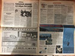 Sabah Gazetesi - 2 Aralik 1998 -  - Şili - Lyon - Juventus - Galatasaray - AP - DSP - ANAP - DYP - Eren - Anayasa Değişikliği - Tarkan - Hülya Avşar - Fenerbahçe - Yavuz Donat - Duman - Ege - Eder - Avrupa Birliği - İtalya - Fatih Terim - Nez - Hagi - Sarı Kart - Emre - Patron - Hasan Sas - Roda - Şampiyonlar Ligi - Fransa - Peru - Taffarel - Athletic Bilbao - Rosenborg - Can Bartu - Buray - Zara - Hakan Şükür - Barcelona - Orman - Real Madrid - Güvenlik Tedbirleri - Cengiz - Selçuk - LP - Yusuf - Almanya - Yilmaz - Barış süreci - Barış Süreci - Belçika - Terörle Mücadele - Jacques Chirac - Yunanistan - Tansu Çiller - CHP - Bülent Ecevit - Adamlar - Mesut Yılmaz - Göksel - DTP - Refaiddin Şahin - Bedük - Recai Kutan - Hüsamettin Cindoruk - AK Parti - Redd - Deniz Baykal - Milletvekili seçimi - Model - Romanya