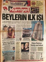 Hürriyet Gazetesi - 20 Eylül 1999 -  - Müjdat Gezen - Adamlar - Sinan - Lyon - Zara - AP - Fransa - Baha - Alaattin Çakıcı - Suso - Selçuk - Nazlı Ilıcak - Çelik - Oscar - Andre Agassi - Steffi Graf - Eren - Emin Çölaşan - Ertugrul - Tayfun - Fenerbahçe - Hulk - Yasin - Teknik Direktör - Hakan Şükür - Macaristan - Seda Sayan - Moldova - Beşiktaş - Mahmut - Alpay - LP - Emre - Yeni Transfer - Eder - Puan Durumu - Şili - Yusuf - Cengiz - Ege - Hagi - Mesut Yılmaz - Redd - Sami Selçuk - Necmettin Erbakan - Belediyeler - Tansu Çiller - DYP - PAK - Bedük - Saffet Arıkan Bedük - AKP - Akif Gülle - Mehmet Ali Birand - Ali Bayramoğlu - Merve Kavakçı - Anayasa Değişikliği - İsviçre - AIK - BBP - Aydın Doğan - Ertuğrul Özkök - Tufan Türenç - Atiba - Bülent Ecevit - Hikmet Sami Türk - DSP - Nez - Turgut Özal - Orman - Yunanistan - Süleyman Demirel - Belçika - Rusya