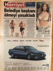 Hürriyet Gazetesi - 4 Ekim 1999 -  - Sinan - Deniz Akkaya - AP - Emre - Şili - İsmail - Zara - İsmail Cem - Yunanistan - CHP - Ege - Kıbrıs - Ertugrul - Model - Galatasaray - Beşiktaş - Almanya - Romanya - Kupa Galipleri Kupası - Lyon - Alpay - LP - Türk Telekom - Harun - Teoman - Hazırlık Maçı - Roda - Augsburg - Mehmet Polat - Real Madrid - Kırmızı Kart - Teknik Direktör - Chelsea - Süper Lig - Eren - Emrah - Rusya - Mahmut - Yasin - Eder - PAK - Eşref Kolçak - Terörle Mücadele - Sosyal Güvenlik - Lens - Tufan Türenç - Orman - Murat Karayalçın - Melih Gökçek - Gökçe - Onur - Çelik - DSP - Lille - Fabri - Bülent Ecevit - Barış süreci - Barış Süreci - Agu - Steffi Graf - Duke Ellington - Emre Kongar - Isla